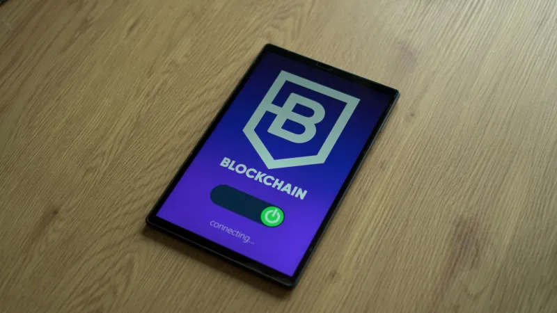 Cross-Chain Arbitrage: How Serious Crypto Gamers Are Milking the Gaps Between Blockchains